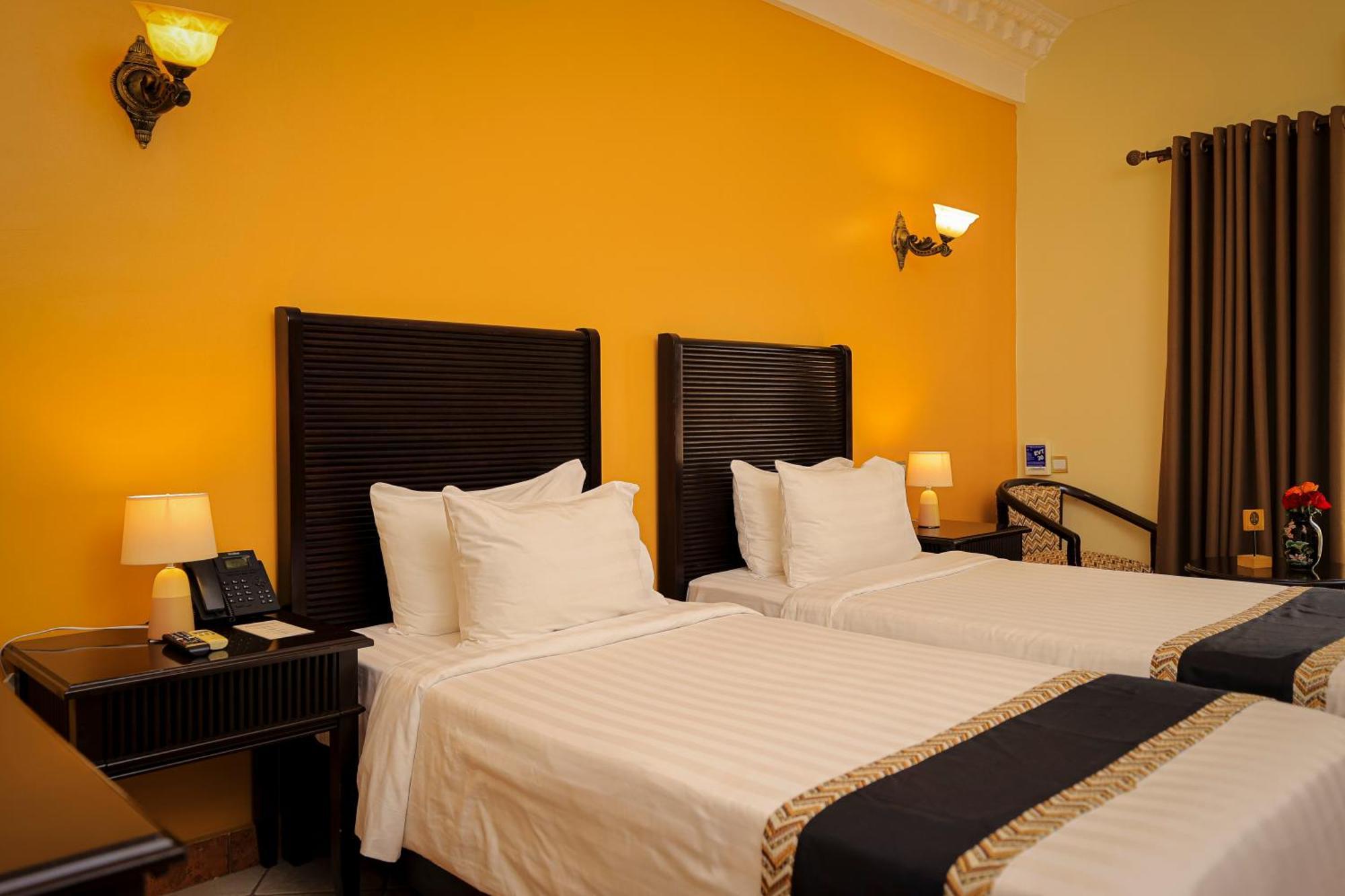 Colosseum Boutique Hotel & Spa Dar es Salaam Exteriör bild