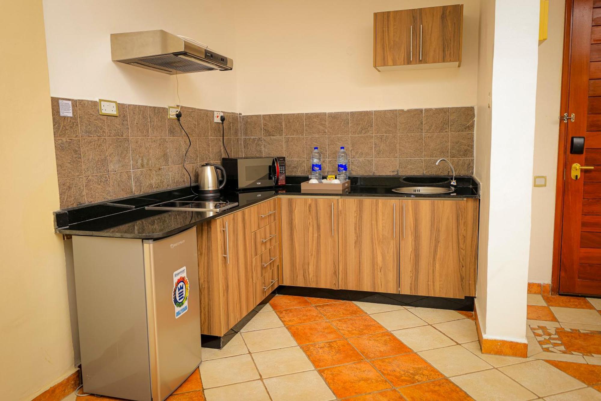 Colosseum Boutique Hotel & Spa Dar es Salaam Exteriör bild